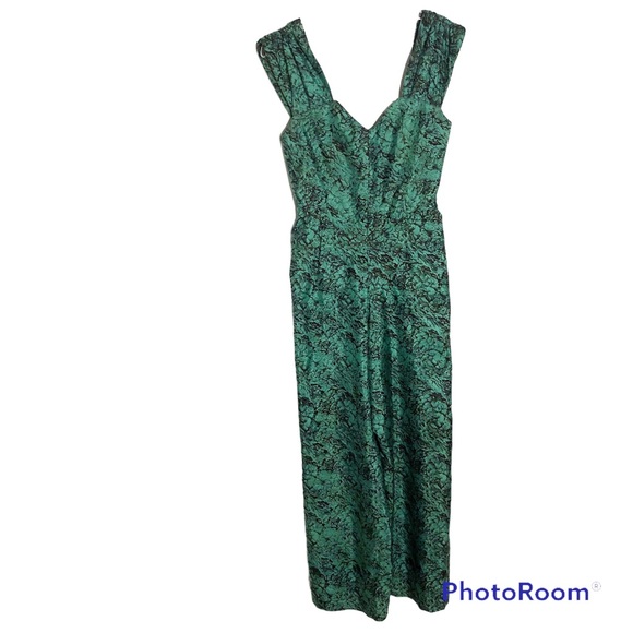 Vintage green & black silk print keyhole tie back jumpsuit - Picture 2 of 7